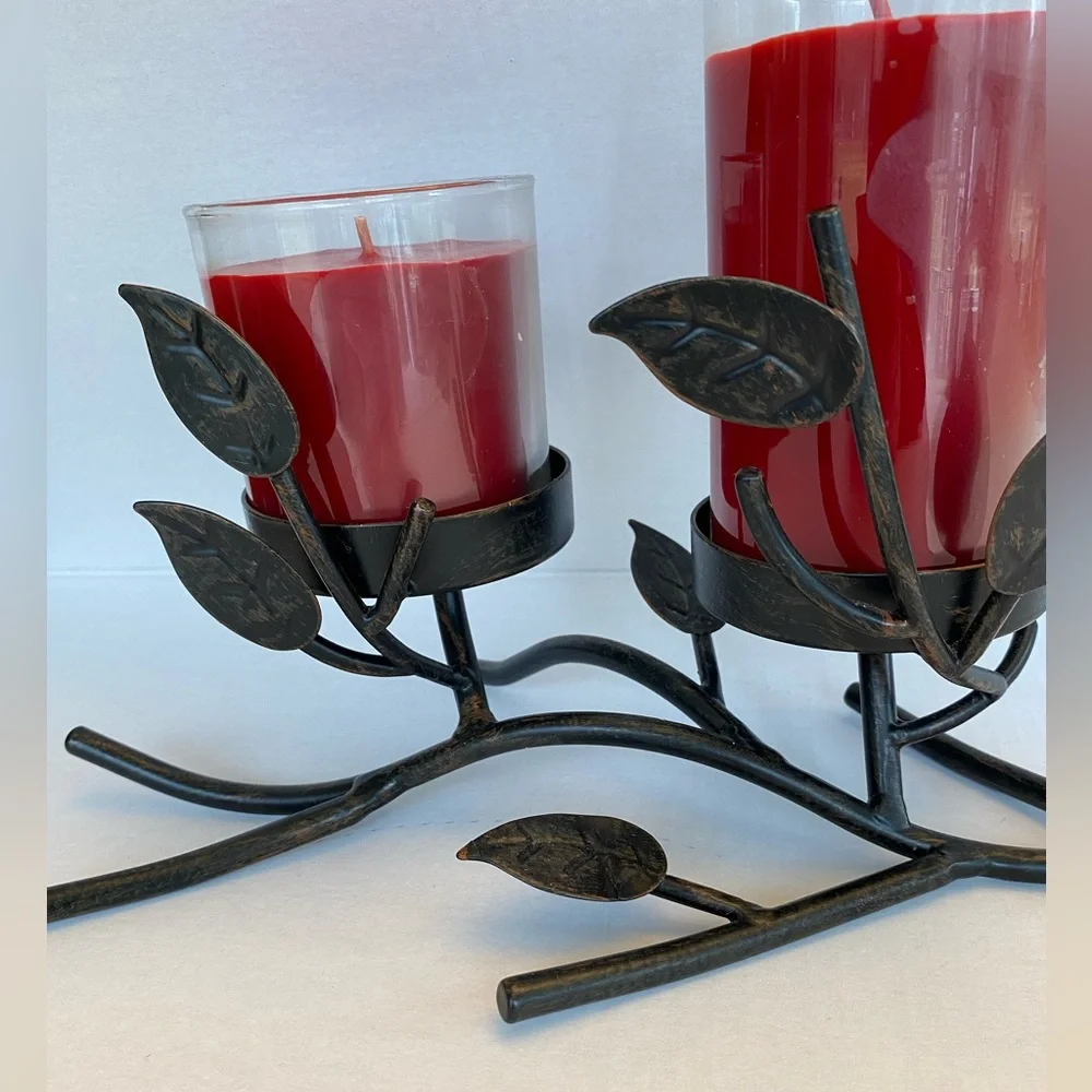 Yankee Candle Perfect Pillar Elegant Red Candle Holder with Leaf Design